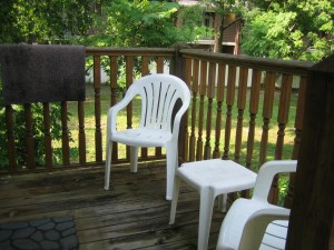 Hillcrest Gar Apt Jul2006 002